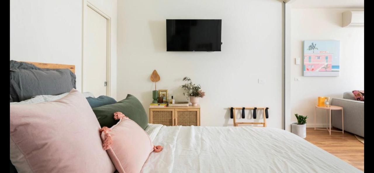 The Pas.Coe - A Stylish 1 Bedroom Unit With Free Parking. ملبورن المظهر الخارجي الصورة